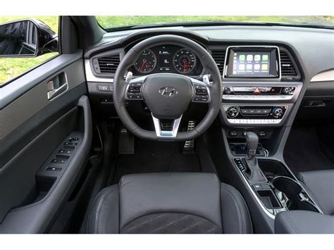 2019 Hyundai Sonata: 255 Interior Photos | U.S. News