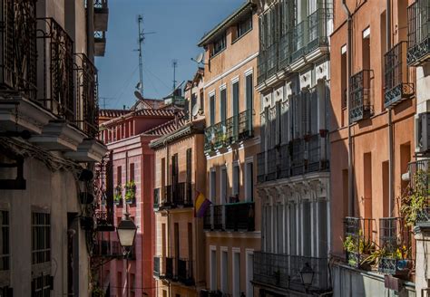 The 12 Best Neighborhoods in Madrid, Spain | CuddlyNest