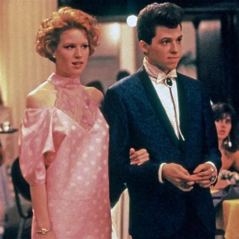 Molly Ringwald on the hunt for Pretty In Pink prom dress