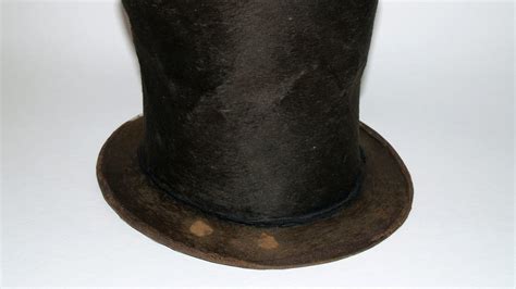 F.B.I. and Expert Reports Cast Doubt That Celebrated Stovepipe Hat Was Lincoln’s - The New York ...