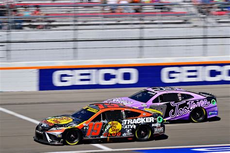 Bass Pro Shops Racing: Martin Truex Jr. Phoenix Advance – Pit Stop ...