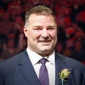 Eric Lindros - Age, Family, Bio | Famous Birthdays