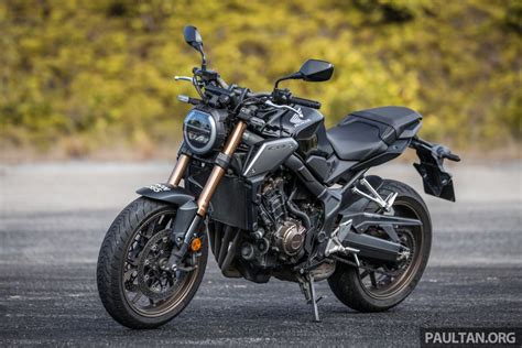 REVIEW: 2019 Honda CBR650R and CB650R – inline-four middleweights for ...