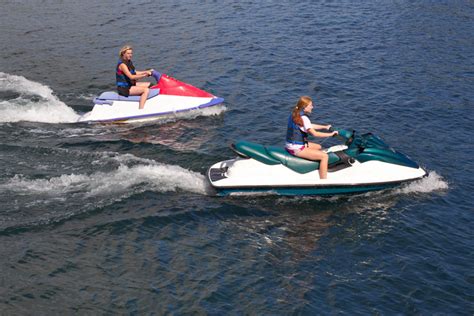 5 Exhilarating Jet Skiing Spots in Oregon