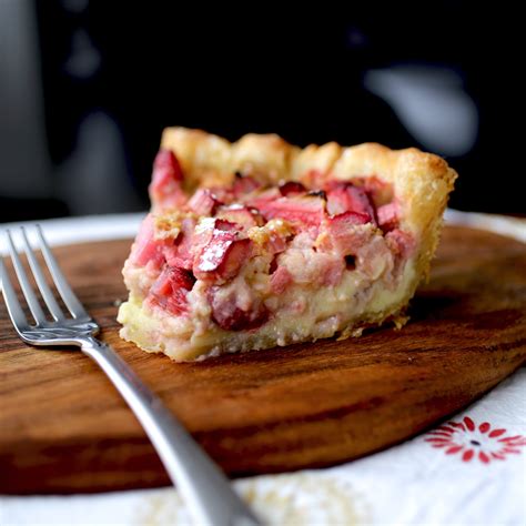 STRAWBERRY RHUBARB CUSTARD PIE – Kitch Me Now