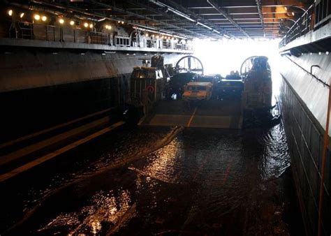 USS Iwo Jima LHD-7 LCAC well deck | Iwo jima, Iwo, Battle of iwo jima