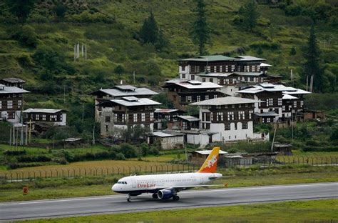 Photos: Bhutan's Tiny Himalayan Paro Airport - Business Insider