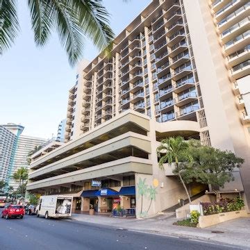 Aqua Palms Waikiki | Hawaii Aloha Travel