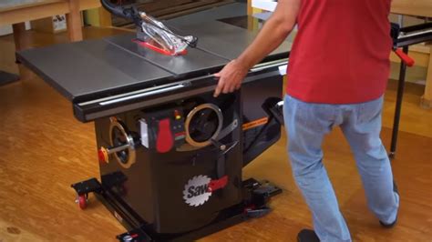 SawStop Professional Cabinet Saw - Integrated Mobile Base - YouTube