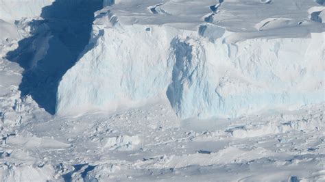 Troubling Signs of Key Antarctic Glacier Retreat Emerge | Scientific American