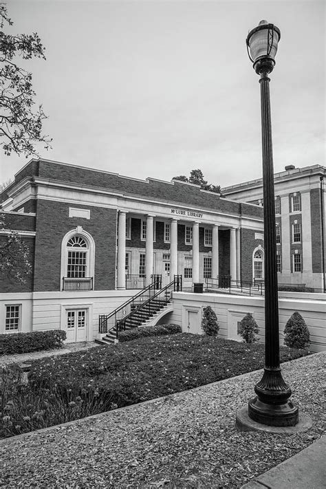 Mclury library University of Alabama Photograph by John McGraw - Fine Art America