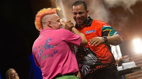 BEST WALK-ON EVER? Peter Wright and Devon Petersen's Dance-Off! - YouTube