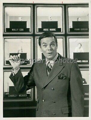 1972 Host Peter Marshall of Hollywood Squares Original News Service ...