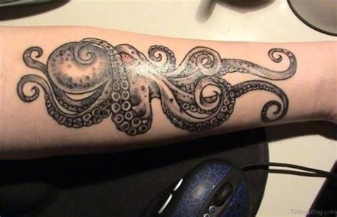 12 Amazing Octopus Wrist Tattoos