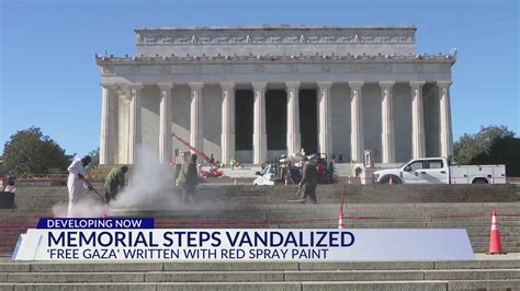 Lincoln Memorial steps vandalized with red paint protesting war in Gaza - YouTube