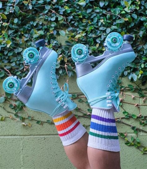 Roller skates | Roller skates fashion, Roller skate shoes, Roller skating outfits