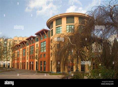 New York Hotel, Disneyland, Paris Stock Photo - Alamy