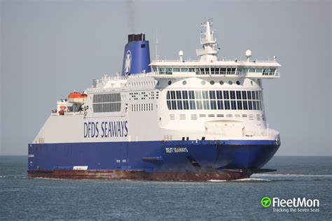 Photo of DELFT SEAWAYS (IMO: 9293088, MMSI: 235009590, Callsign: MJ4 ...