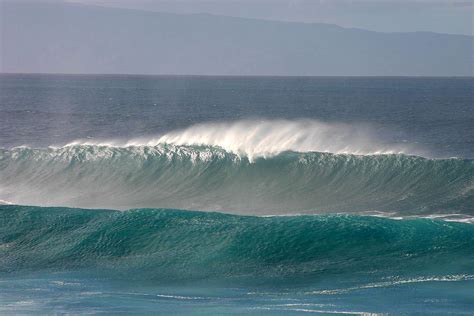 The Giant blue waves of Hookipa Maui Hawaii Photograph by Pierre ...