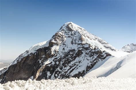 Swiss Alps mountain range, Jungfraujoch, Switzerland | The Swiss Quality Consulting: Creative ...