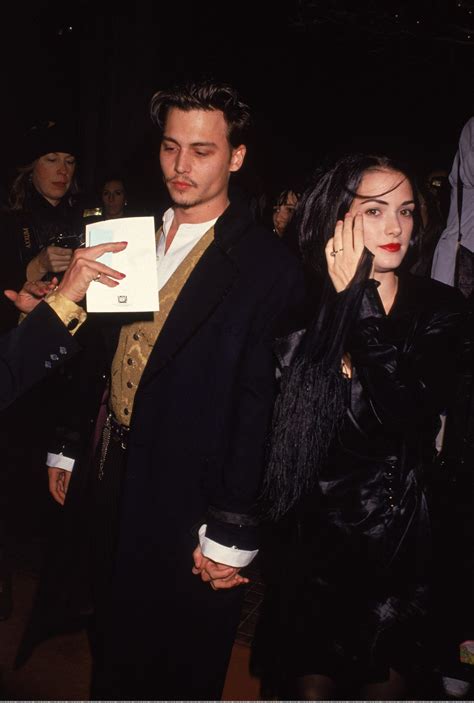 Edward Scissorhands Premiere - JOHNNY DEPP & WINONA RYDER Photo (11393825) - Fanpop