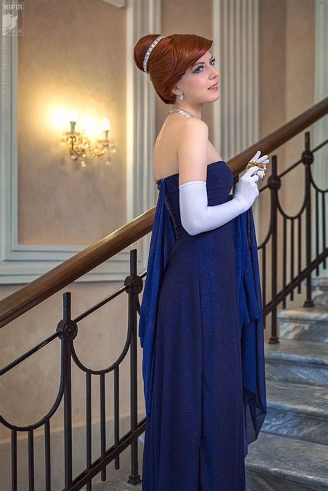 Pin by Fallon Casalino on Magic & Romance | Cosplay outfits, Disney cosplay, Anastasia cosplay