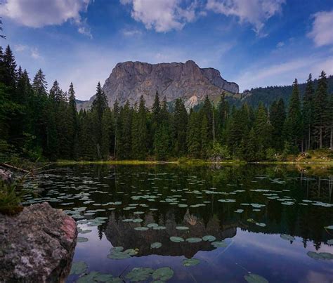 Lake Zminje Jezero in the Durmitor National Park Montenegro. OC [1080 x ...