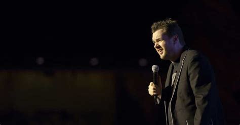 Best Australian Comedians | List of Funniest Aussie Comics