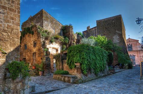 Streets of Bagnoregio by roman-gp on DeviantArt