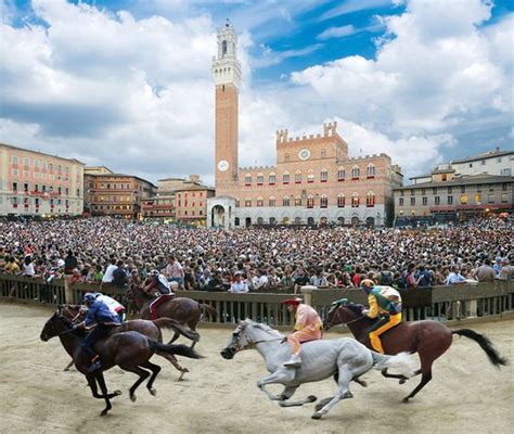 The Palio di Siena - Vivere La Toscana