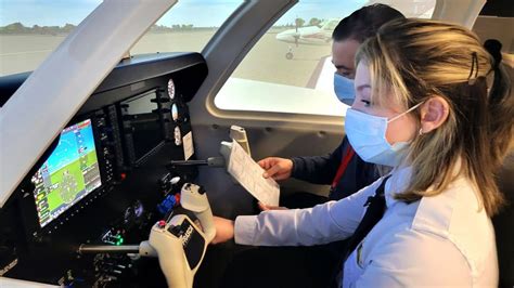 Airline industry faces shortage of commercial pilots | CBC.ca