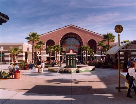 Orlando Premium Outlets - Phase I - Hennon Group