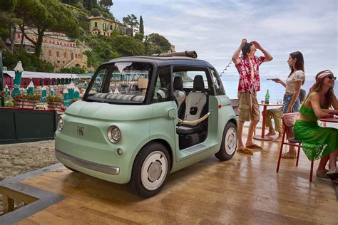 La nuova Fiat Topolino elettrica ha anche la doccia come optional: come funziona