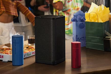 Ultimate Ears Hyperboom vs Megaboom 3: Which to Buy? - Ultimate Ears Hyperboom vs Megaboom 3 ...