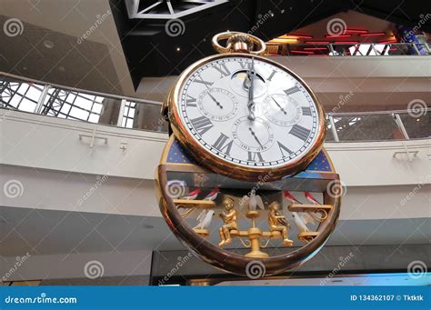 Melbourne Central Clock Australia Editorial Photography - Image of city ...