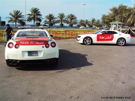 SPORTS CARS WALLPAPERS: Abu Dhabi Police Sports Cars