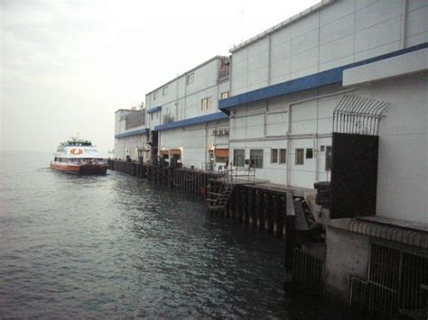 Tuen Mun Ferry Pier - Hong Kong