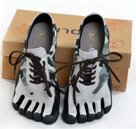 Wholesale Men's breathable camouflage toe shoes,five fingers shoes,Sports shoes hiking shoes ...