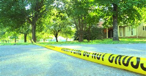 Kodak, Tennessee, residents react to strange murder - CBS News