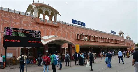 Jaipur Railway Station felicitated as the first Eat Right Station in ...