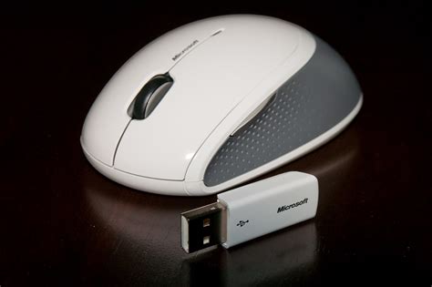 They called it the "Microsoft Wireless Mouse 5000" | Flickr