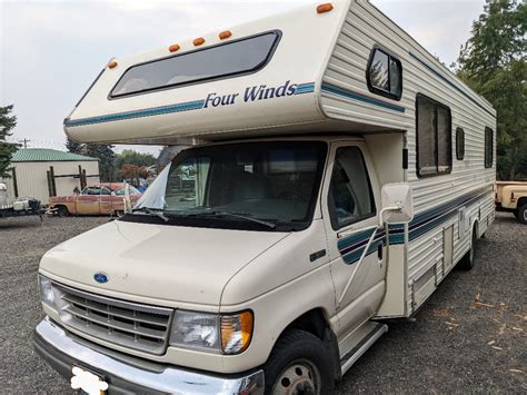 FS: 1992 Ford E350 Four Winds Class C motorhome