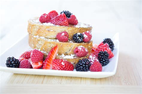 Cinnamon French Toast with Berries - $5 Dinners | Recipes & Meal Plans