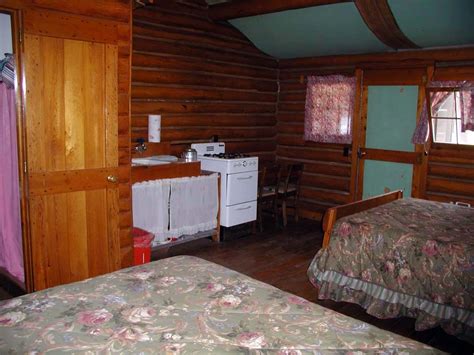 Riverside and Encampment Wyoming Cabins for Rent | Riverside Wyoming