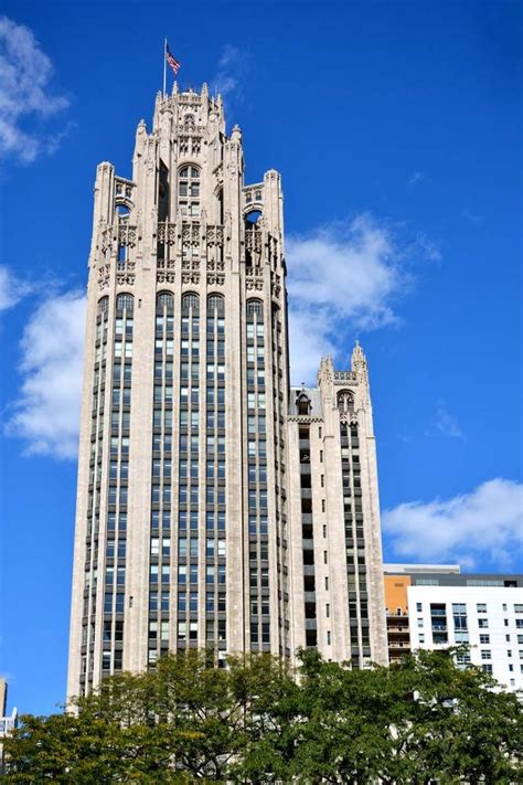 Tribune Tower | Chicago, Gothic Revival, & Neo-Gothic | Britannica