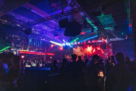 25 Best Lounges & Nightclubs In NYC For Dancing - Secret NYC