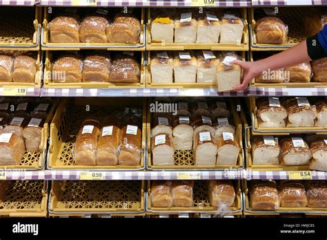 Supermarket bread hi-res stock photography and images - Alamy