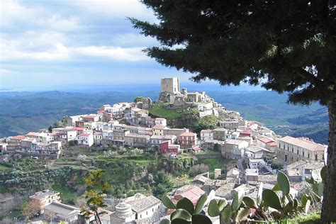 Belcastro - Catanzaro - Calabria - 1 Euro Houses - Cheap Houses in Italy