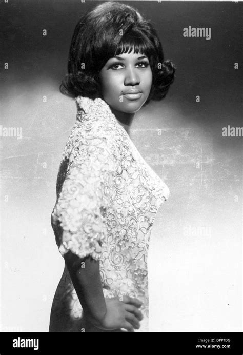 Aretha franklin 1960s hi-res stock photography and images - Alamy