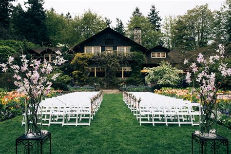 Outdoor wedding photos | Vancouver Wedding Photographer